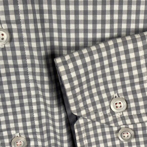 Under Armour Gray Gingham Check Long Sleeve Button Shirt Women’s Medium - Picture 3 of 9